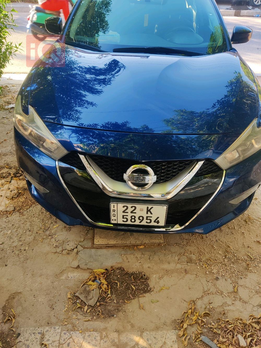 Nissan Maxima